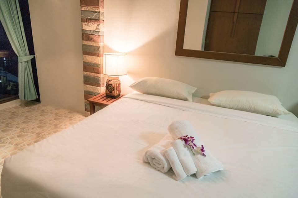 Avenue Beach Hotel Jomtien Beach Buitenkant foto