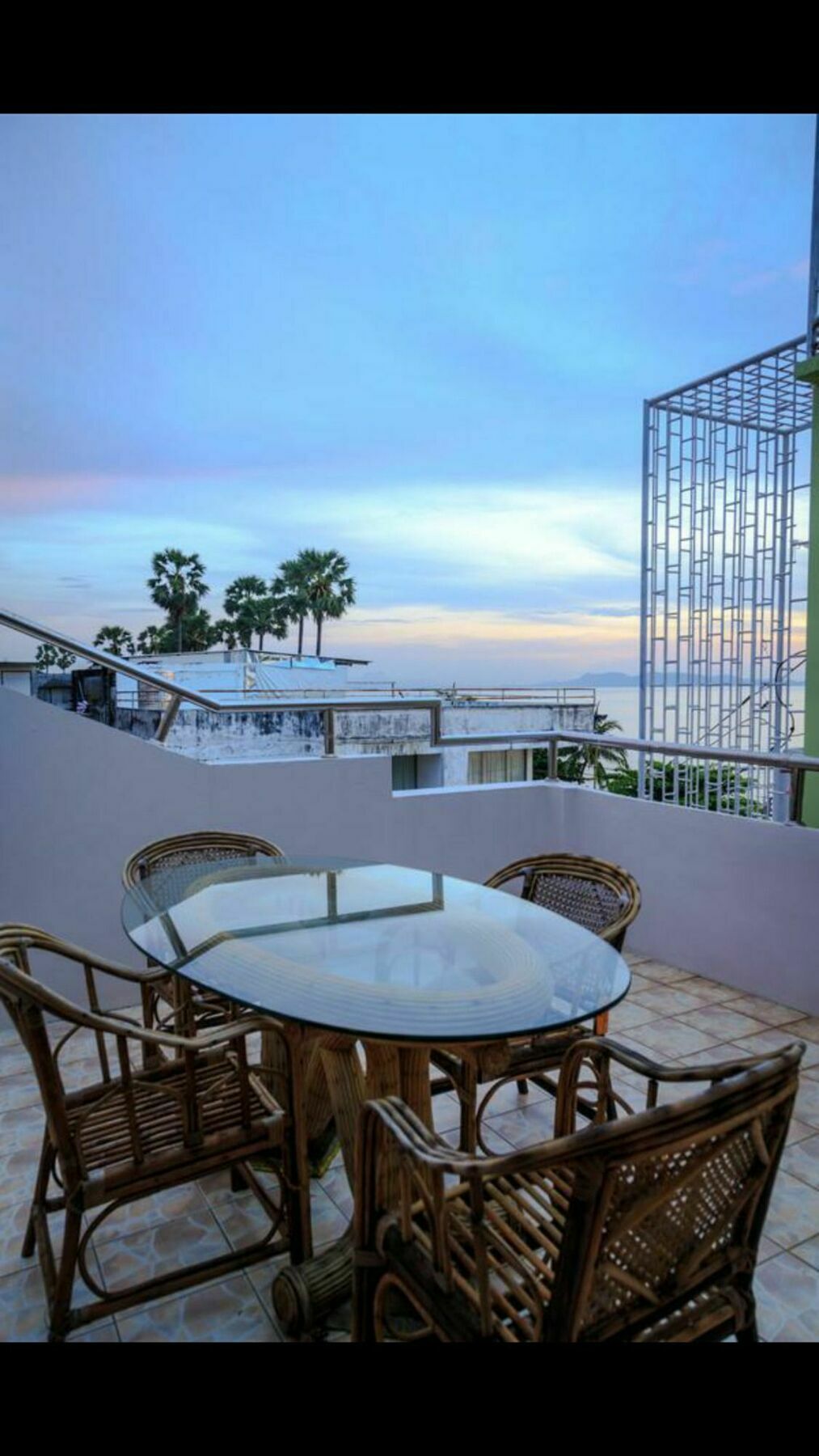 Avenue Beach Hotel Jomtien Beach Buitenkant foto